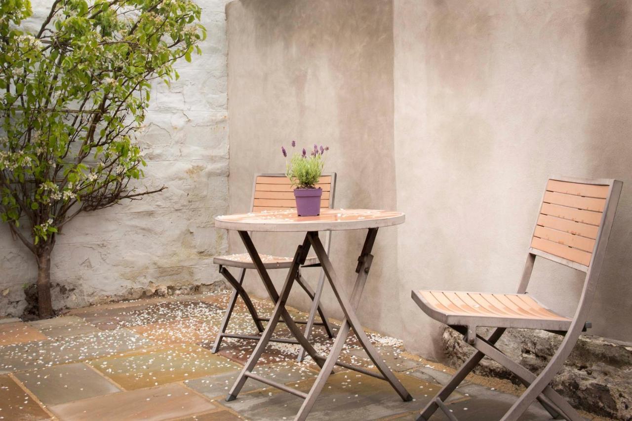 Pear Tree Cottage Cullen Kültér fotó